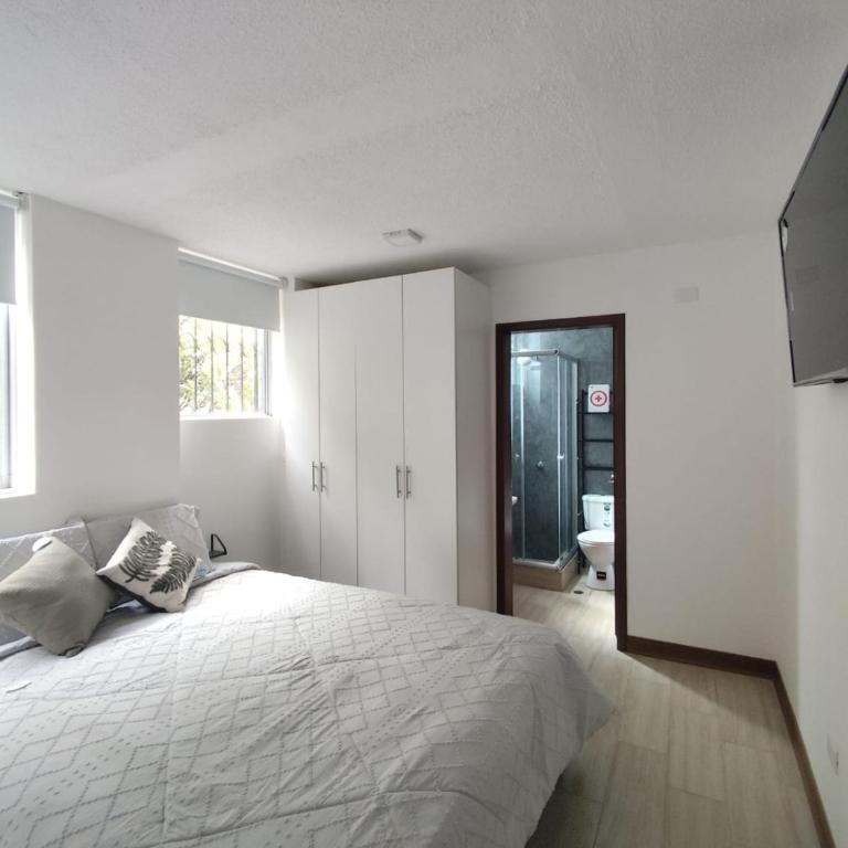 Apartments & Suites Inglaterra 1 - One-Bedroom Apartment - 4