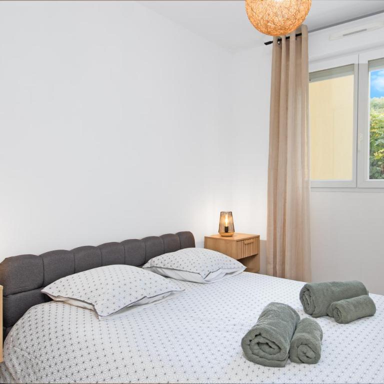 PALAIS LIGURE - Agréable 2 pièces - Menton - Parking Gratuit - Appartement 1 Chambre - 10