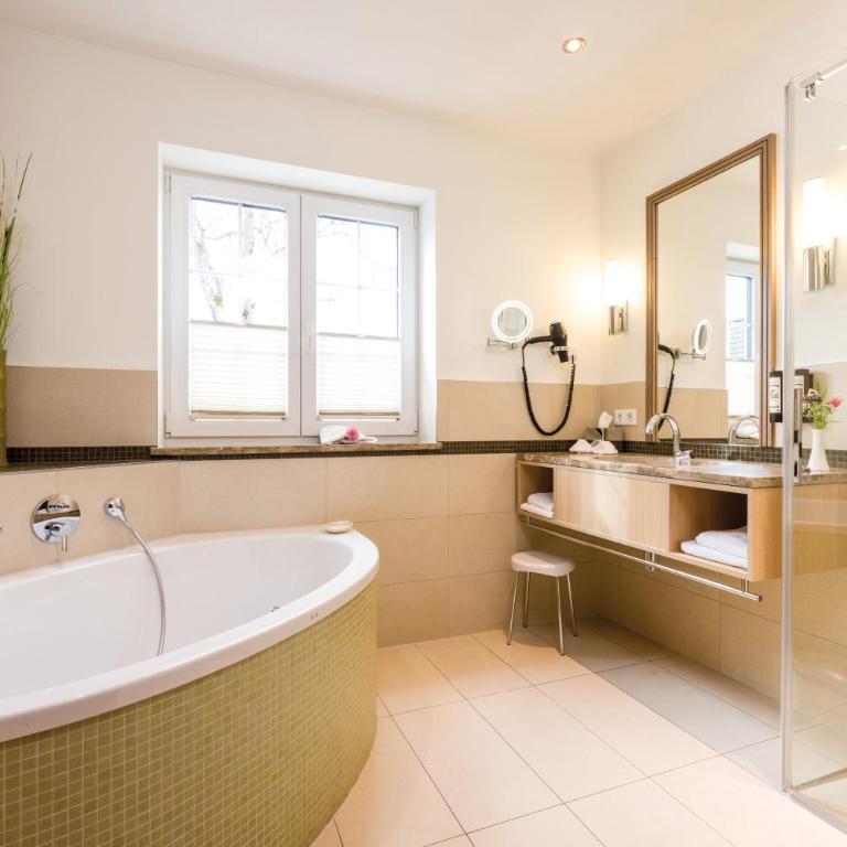 Villa Ludwig Suite Hotel - Comfort Suite - 7