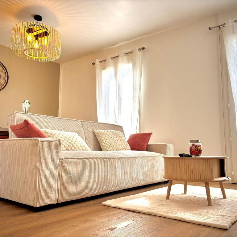 La bohème du clocher - Cosy calme hyper-centre 2 à 6 pers - Two-Bedroom Apartment - 26