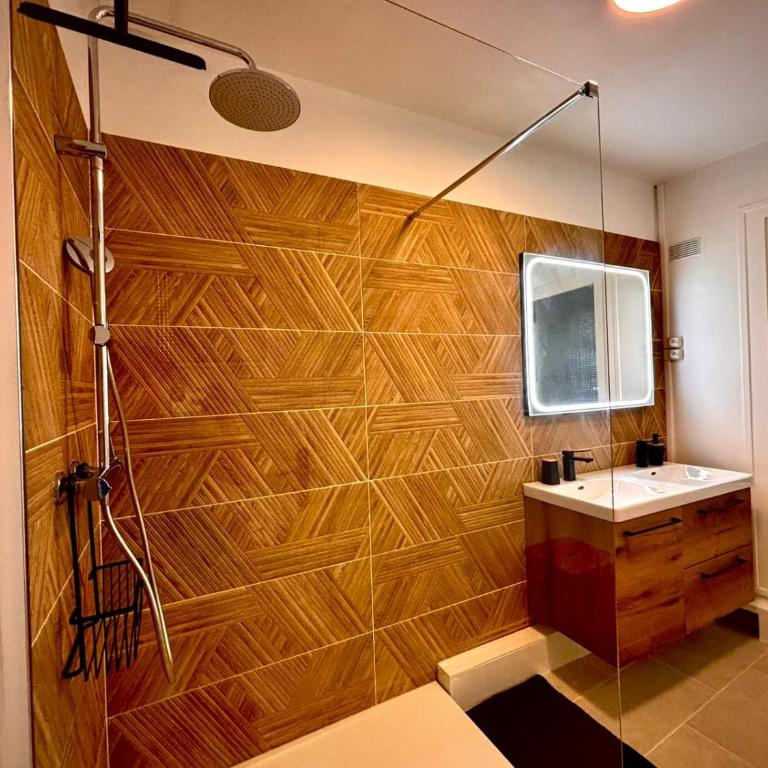 La bohème du clocher - Cosy calme hyper-centre 2 à 6 pers - Two-Bedroom Apartment - 18