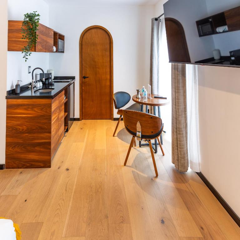 Casa Castillo - Habitación Doble Deluxe (2 adultos + 1 niño) - 2