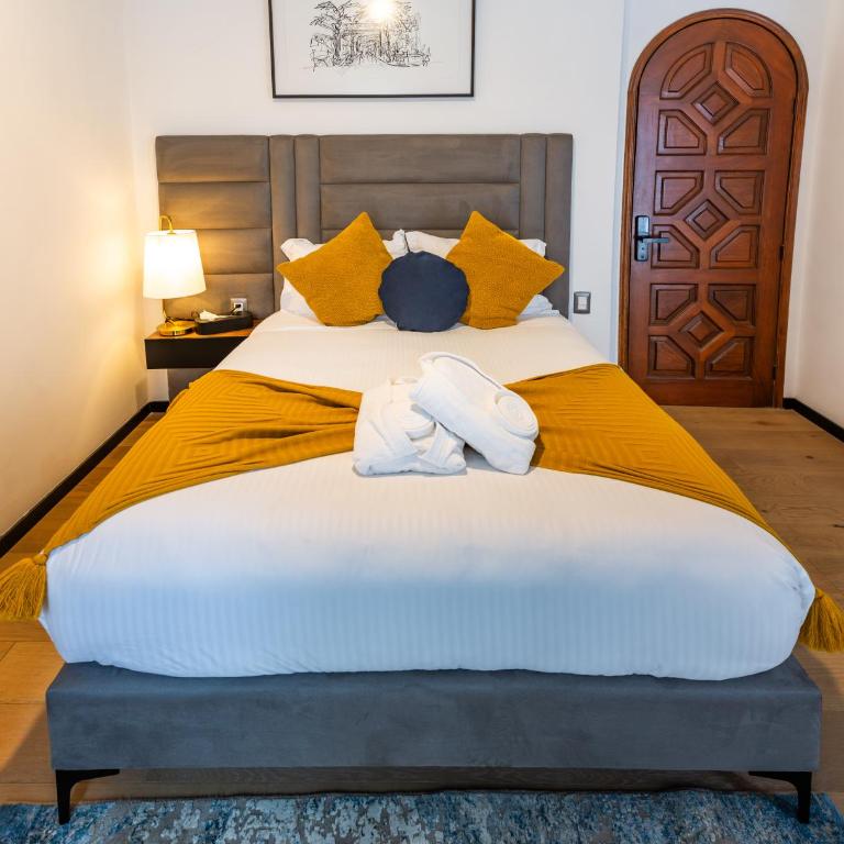 Casa Castillo - Habitación Doble Deluxe (2 adultos + 1 niño) - 3