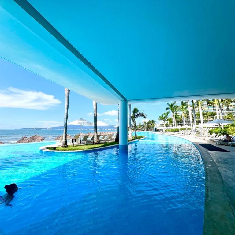 Charming apartment on the ground floor, Peninsula Nuevo Vallarta - Three-Bedroom Apartment - 1
