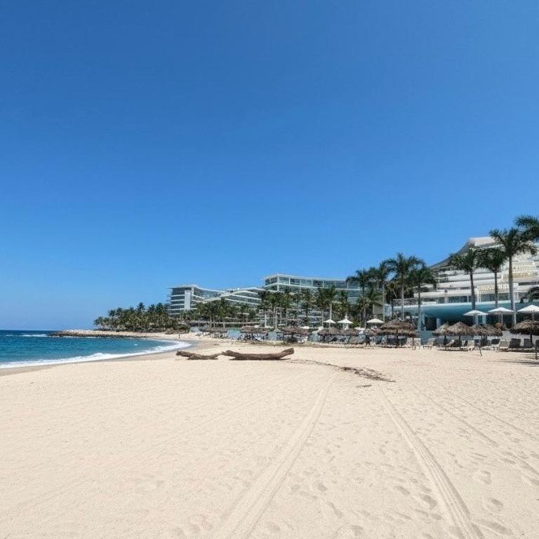 Charming apartment on the ground floor, Peninsula Nuevo Vallarta - Three-Bedroom Apartment - 21
