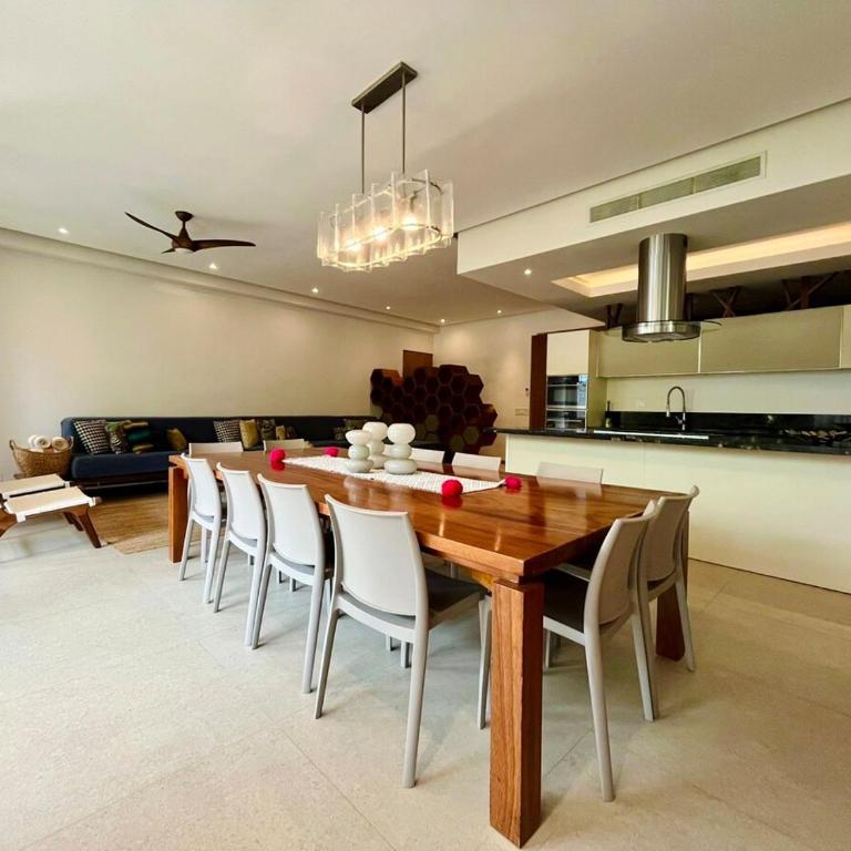 Charming apartment on the ground floor, Peninsula Nuevo Vallarta - Three-Bedroom Apartment - 85