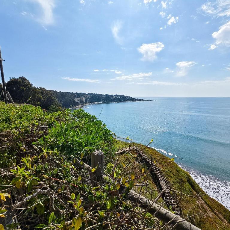 Vista al mar, acceso a la playa y jardín - Apartamento con vistas al mar - 32
