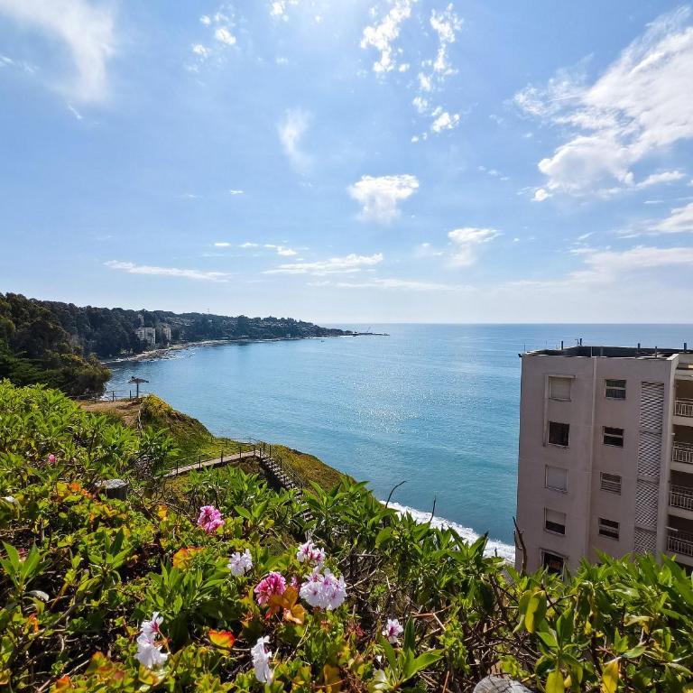 Vista al mar, acceso a la playa y jardín - Apartamento con vistas al mar - 35