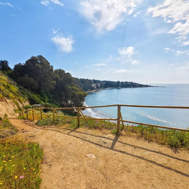 Vista al mar, acceso a la playa y jardín - Apartamento con vistas al mar - 39