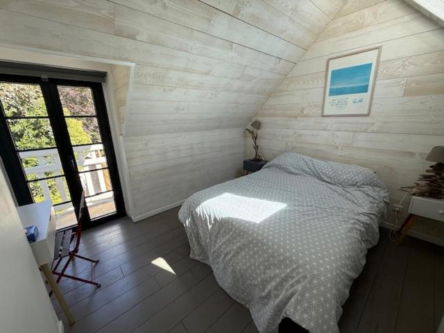 Mini White Lady - Two-Bedroom House - 12