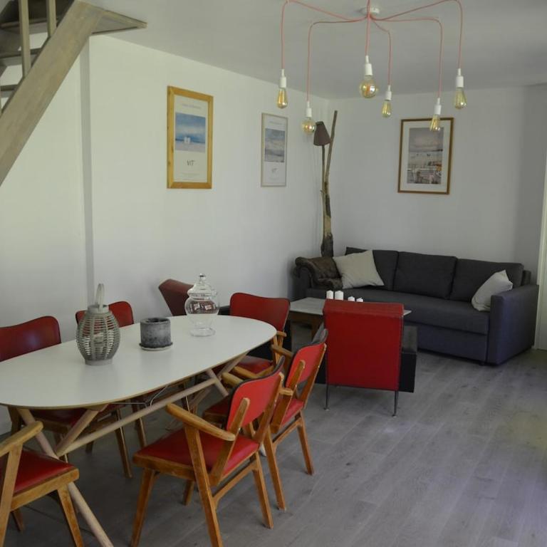Mini White Lady - Two-Bedroom House - 13