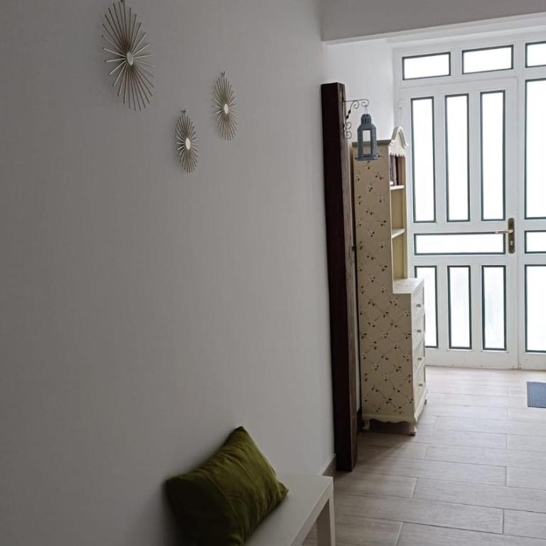 A house with a garden, garage, sauna, and jacuzzi - Casa de 2 dormitorios - 41