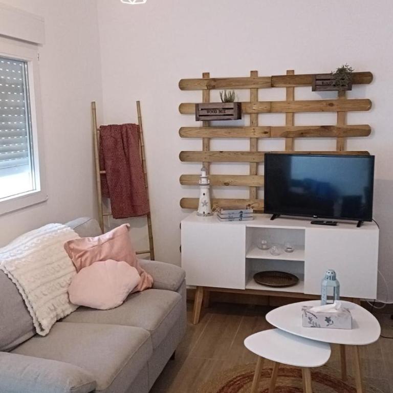 A house with a garden, garage, sauna, and jacuzzi - Casa de 2 dormitorios - 42