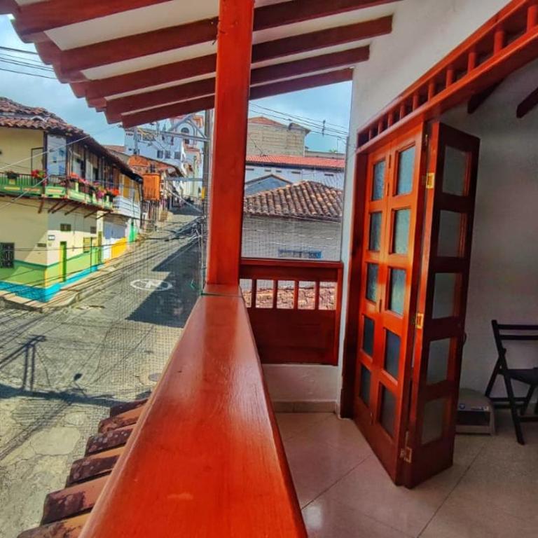 Apartamentos con estacionamiento cerca al parque - Apartamento - 2