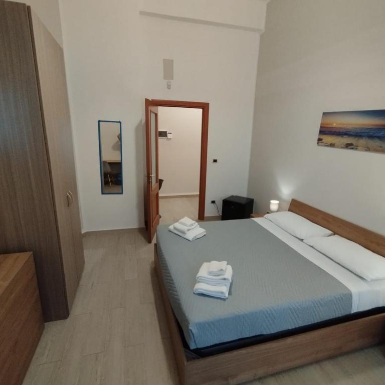 GiGi Affittacamere - Double Room with Shared Bathroom - 3