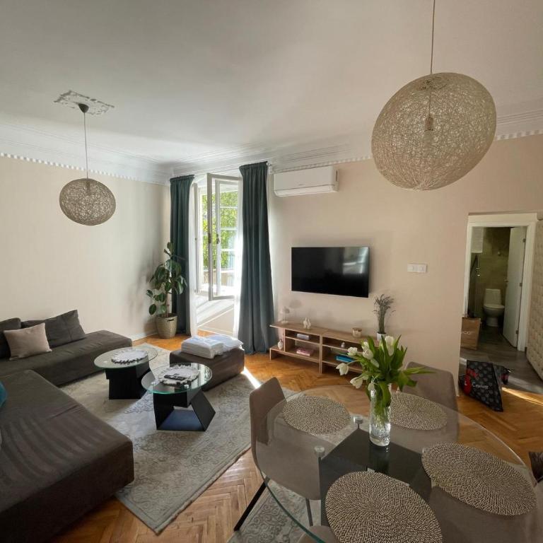 Central Harmony Apartments - Two-Bedroom Apartment - 2