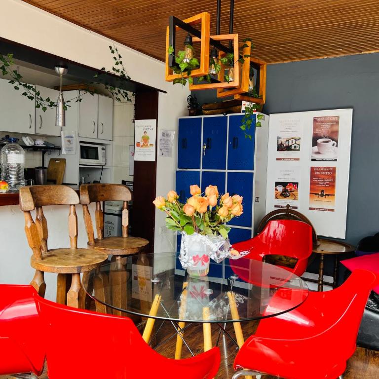 Habitaciones Pet friendly junto a Clinica Santa Fe - Cama individual en dormitorio mixto - 2