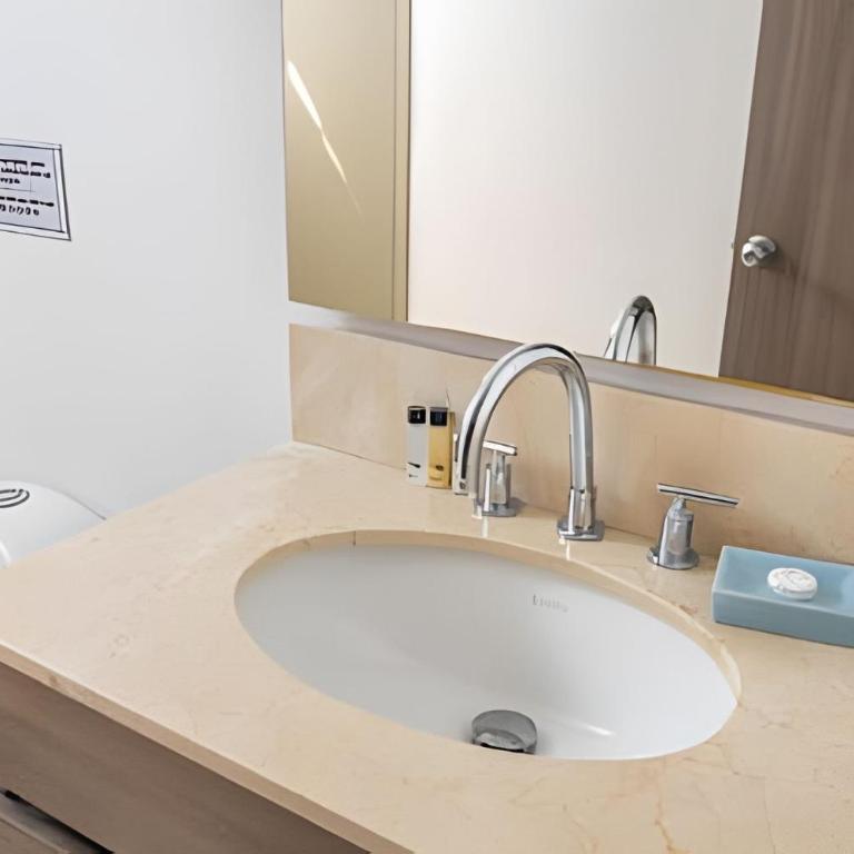 Beautiful 2 Bedroom Apt on the 11th Floor-Morros City - Apartment - 20