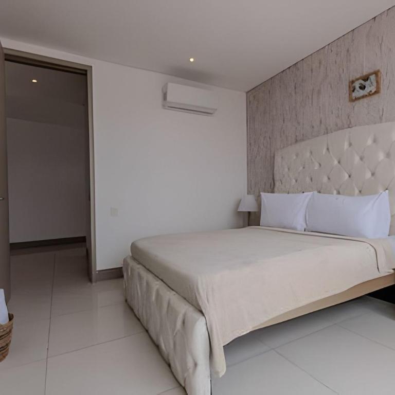 Spectacular 3 Bedroom Apt Palmetto Beach 1201 - Apartment - 24