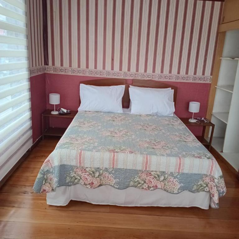 Hostal Punto Austral - Queen Room - 1