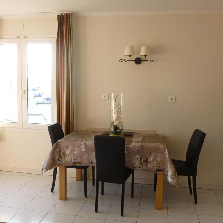 Studio vue exceptionnelle sur Port Frejus - Monolocale con Vista Mare - 16