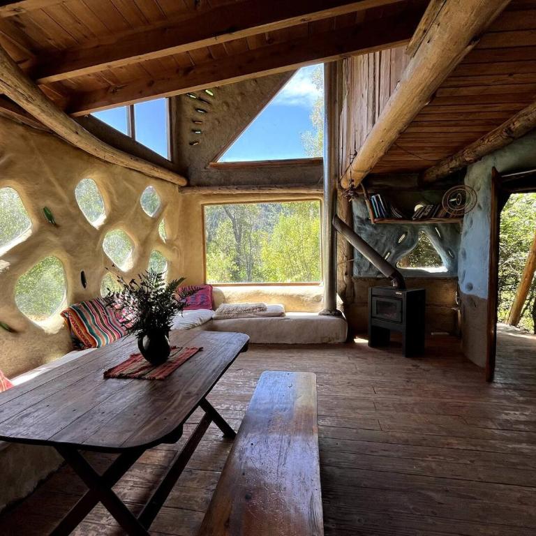 Cabaña de barro con Bosque, rio, arte y apicultura - Chalet de 1 dormitorio - 1