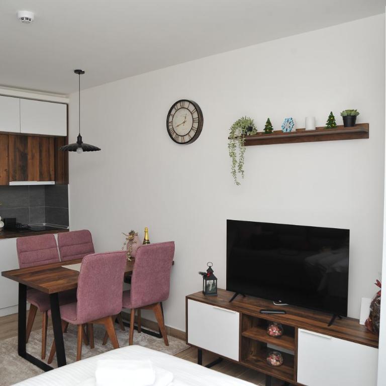 Inverno apartman - One-Bedroom Apartment - 35