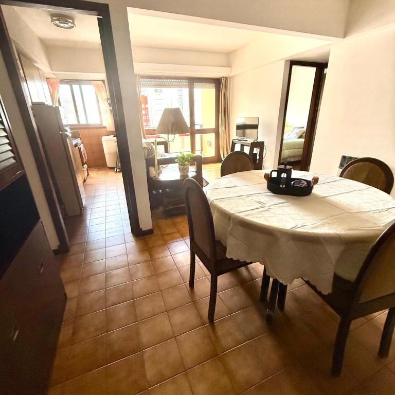 Amardel - One-Bedroom Apartment - 3