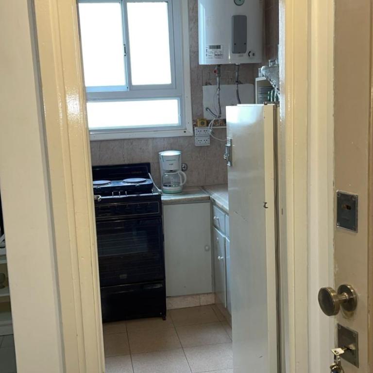 Departamento Bolívar a 2 cuadras de la costa - Apartamento de 1 dormitorio - 2