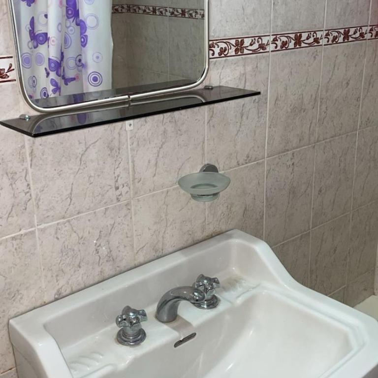 Departamento Bolívar a 2 cuadras de la costa - Apartamento de 1 dormitorio - 9