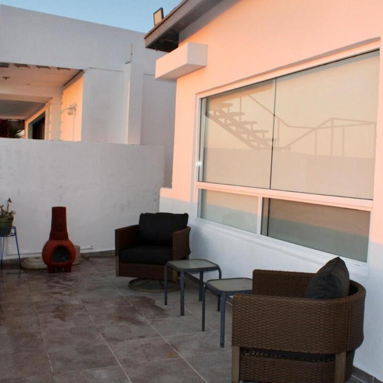 Casa Pacifica- BEACH HOUSE - Three-Bedroom Apartment - 13