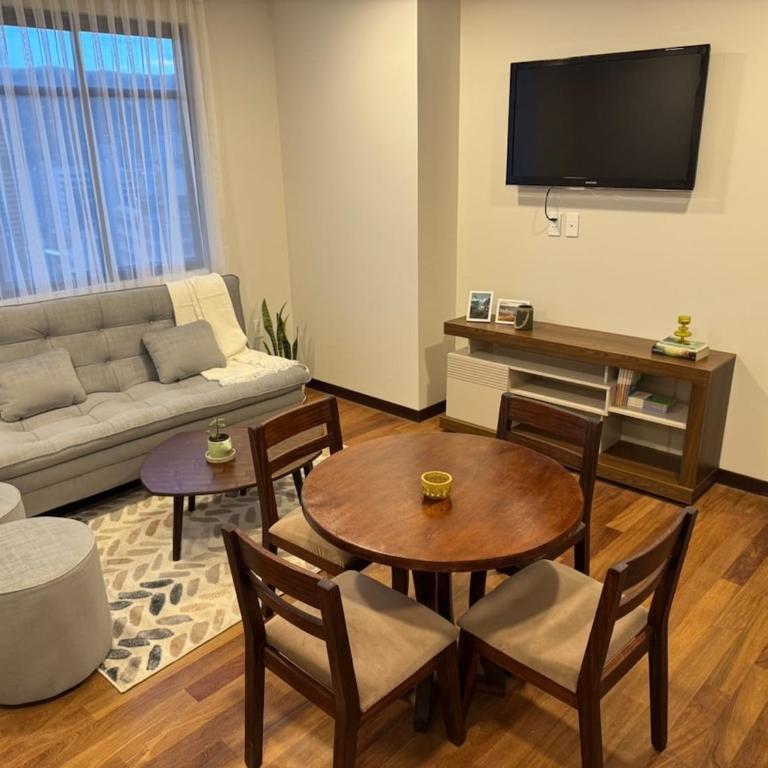 Departamento céntrico, cómodo y con vista panorámica - Apartamento de 2 dormitorios - 1