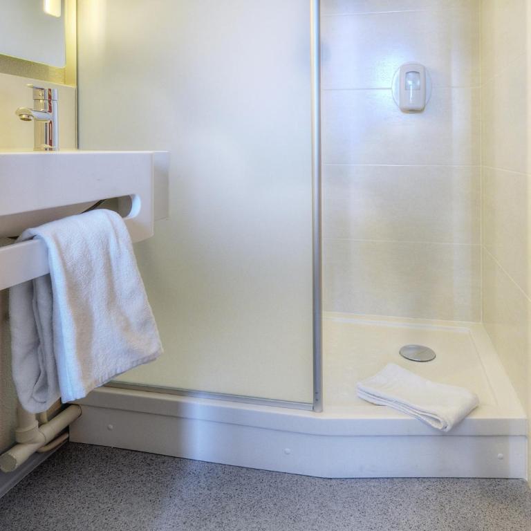 B&B HOTEL Marseille Les Ports - Chambre Double - 1
