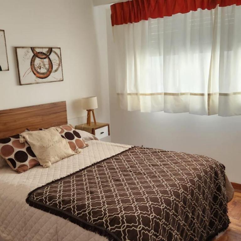 2 amb amplio con balcón - One-Bedroom Apartment - 12