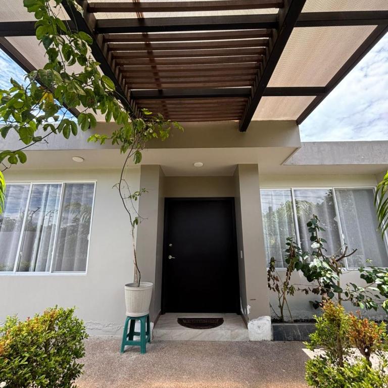 Casa en Puyo Amazonía "Villa Coral" - Three-Bedroom House - 2
