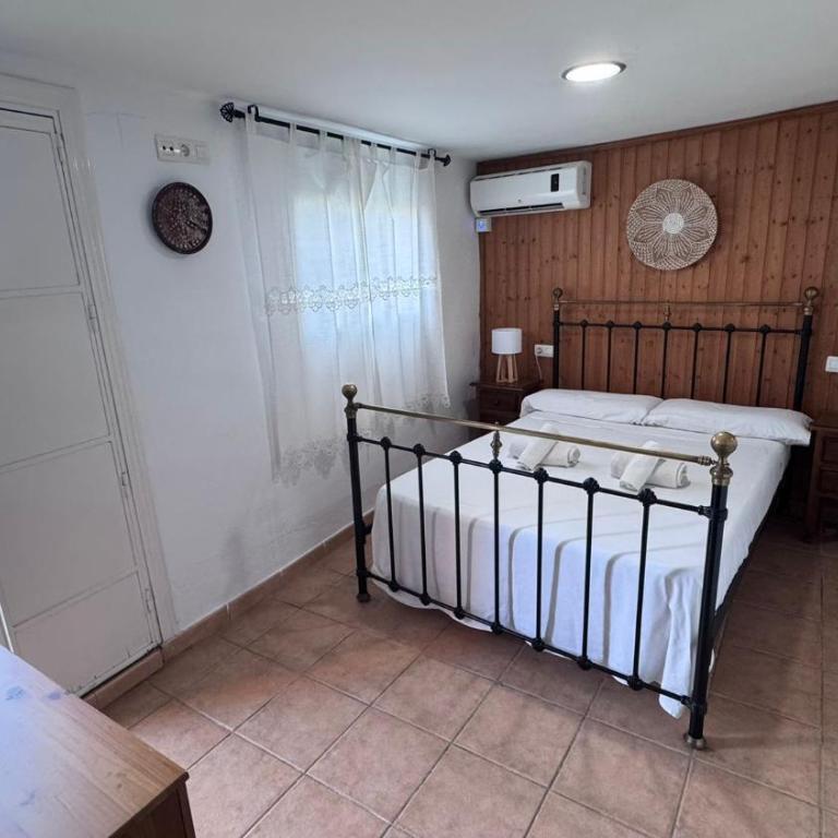 Frigiliana Casa Paloma - Three-Bedroom Vacation Home - 16