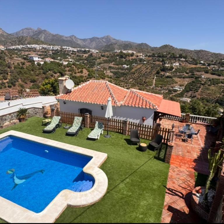 Frigiliana Casa Paloma - Three-Bedroom Vacation Home - 2