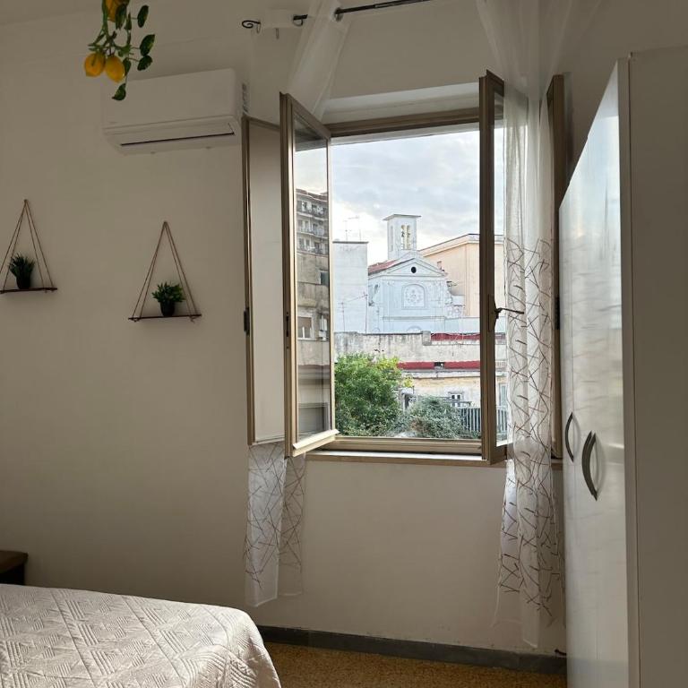 Elena's House - Three-Bedroom Apartment with Balcony - 17
