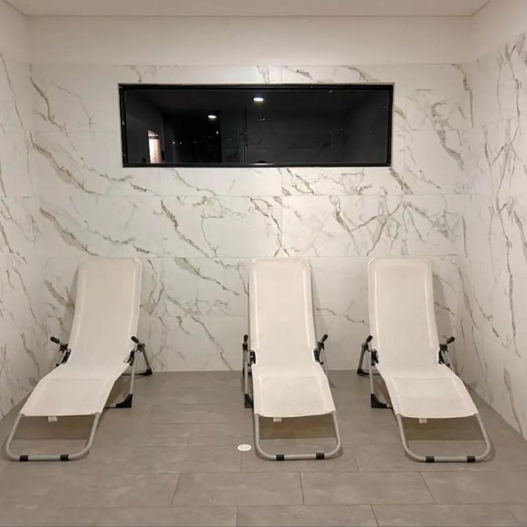 Apartaestudio cerca centros comerciales -Refugio romantico - Apartamento de 1 Dormitorio con balcón y vistas a la ciudad - 16