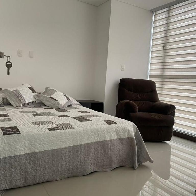 Apartamento norte de Armenia, piso 12 con zona social completa - Apartamento - 5
