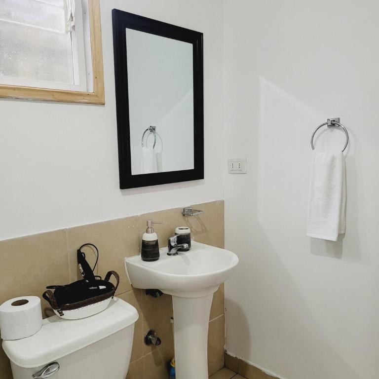 Casa interior acogedora, ubicada en sector residencial de Puerto Montt - Apartamento de 1 dormitorio - 1