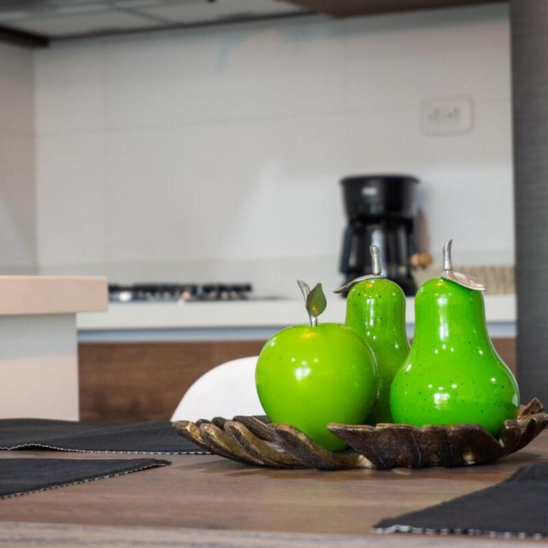 Cozy Immaculate Escape with Prime Luxury Location - Three-Bedroom Apartment - 8