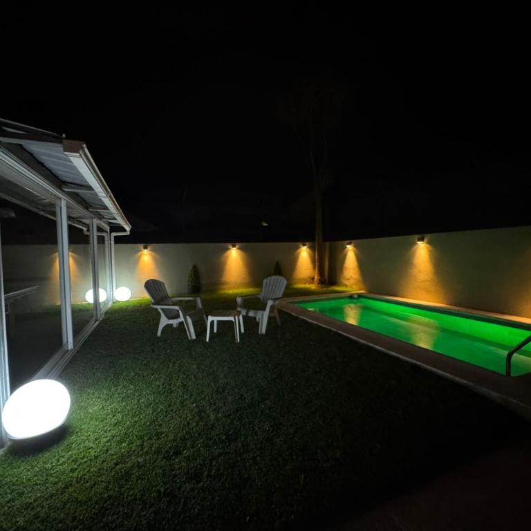 Casa de verano con Pileta, Quincho y Garage Parque Luro MDP - Vacation Home - 4