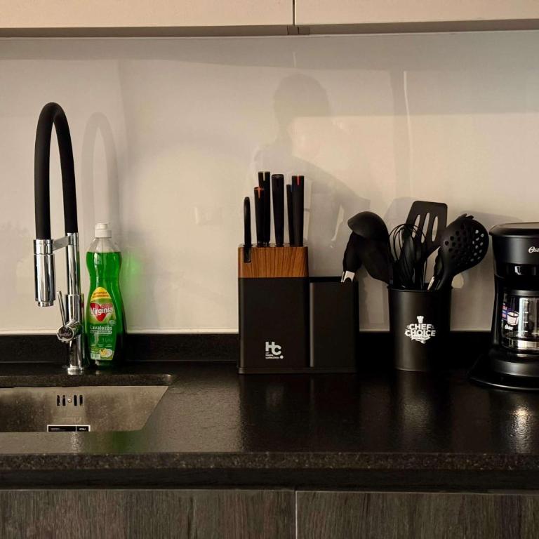 Nuevo y Comodo excelente ubicacion - Apartamento - 6