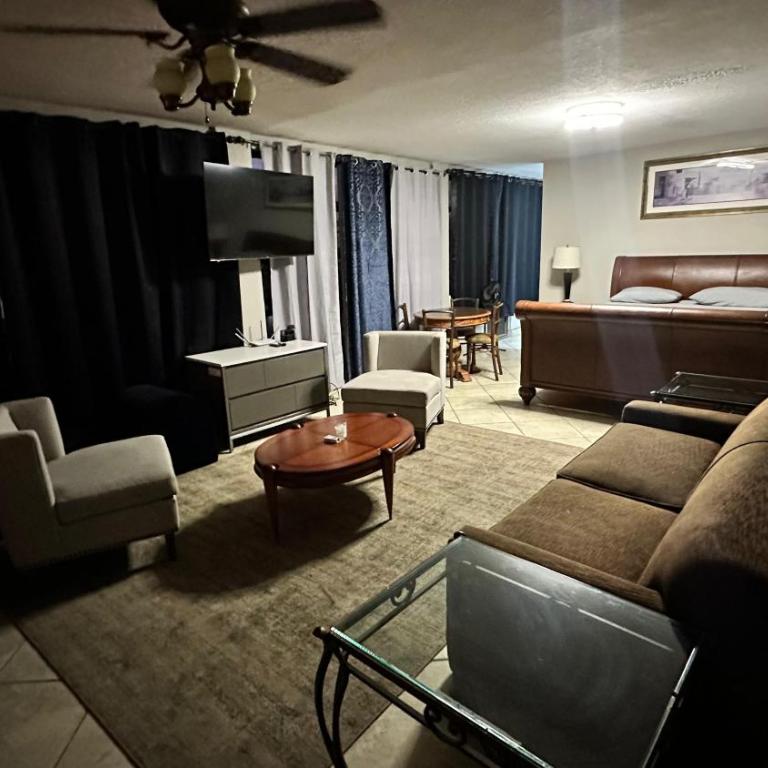 Penthouse 3 balcony fireplace panoramic view - Two-Bedroom Apartment - 4