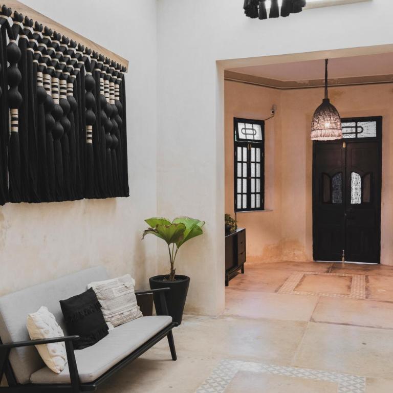 Casa De Cortes - Deluxe Double Room with Balcony - 24