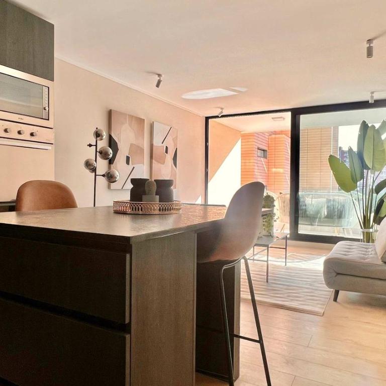 Exclusive and modern steps from Parque Arauco - Apartment - 10