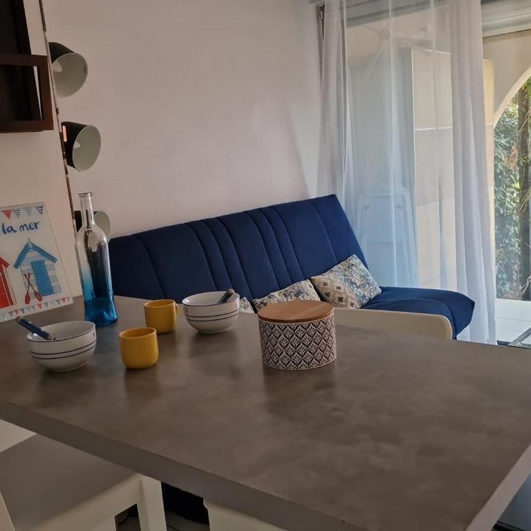 Appartement T2 avec parking et jardin à 300 m de la plage - Apartamento de 1 dormitorio - 10