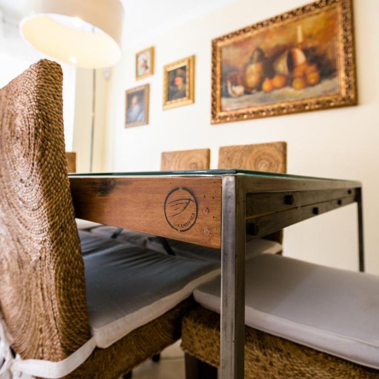 A 4 floors house with a large capacity - Casa de 3 dormitorios - 16
