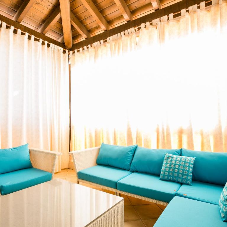 A 4 floors house with a large capacity - Casa de 3 dormitorios - 30
